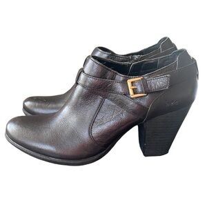 BORN BOC Faywood Black Leather Heeled Booties Size 10‎